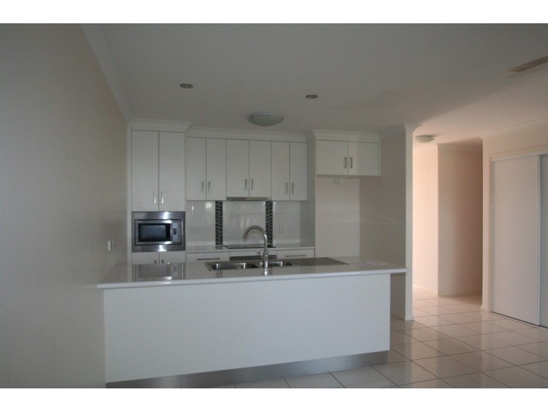 3/29 Scenic Drive, Emerald QLD 4720