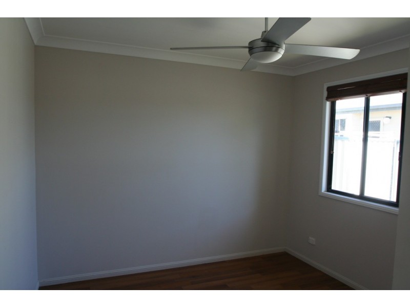 3/6 Burn Street, Capella QLD 4723