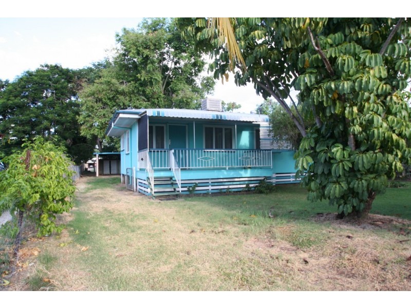 12 Zircon Avenue, Emerald QLD 4720