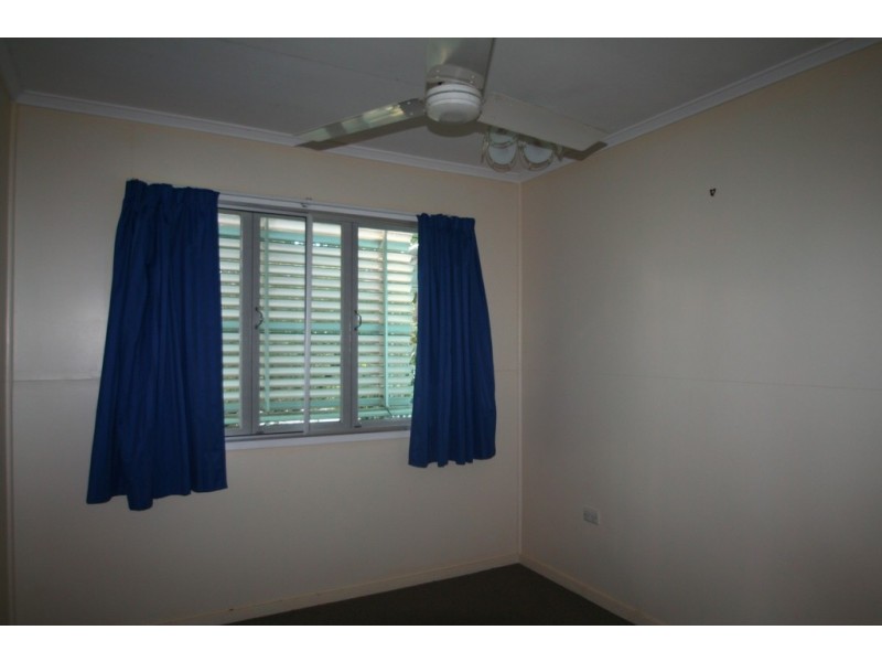 12 Zircon Avenue, Emerald QLD 4720