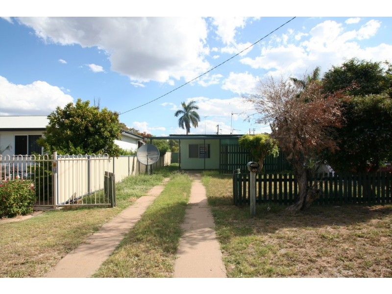 1/40 Old Airport Drive, Emerald QLD 4720