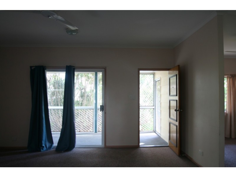 20 Roseanne Road, Emerald QLD 4720