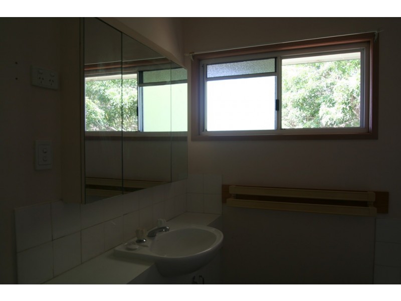 20 Roseanne Road, Emerald QLD 4720