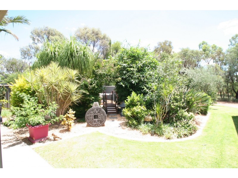 7 Joel Ernest Drive, Emerald QLD 4720