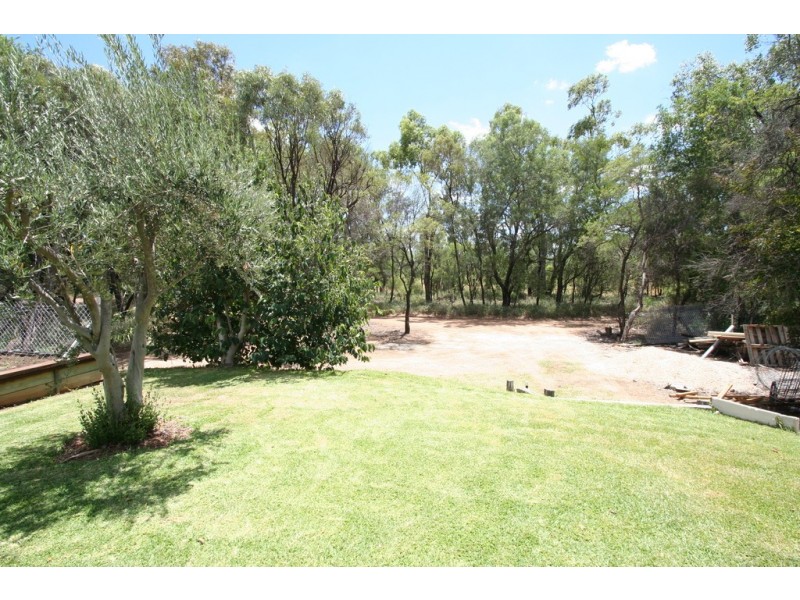 7 Joel Ernest Drive, Emerald QLD 4720