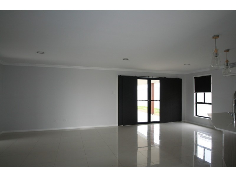 14 Maranda Street, Emerald QLD 4720