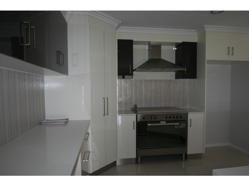 14 Maranda Street, Emerald QLD 4720