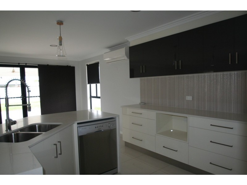 14 Maranda Street, Emerald QLD 4720