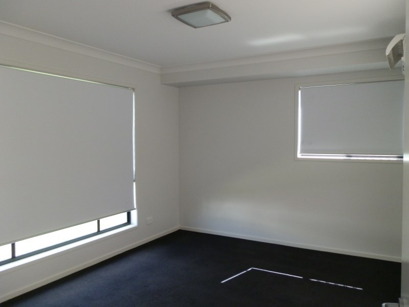 2/34 Brokenwood Street, Emerald QLD 4720