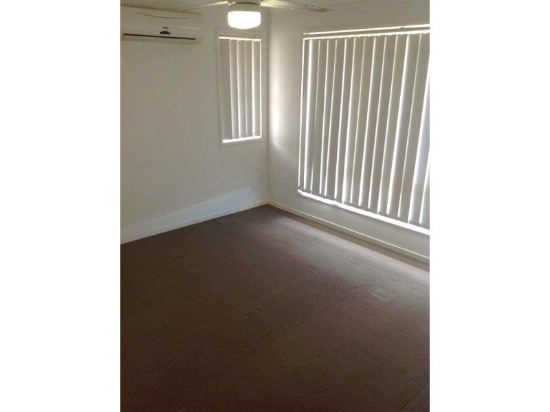 2 Lakeside Drive, Emerald QLD 4720