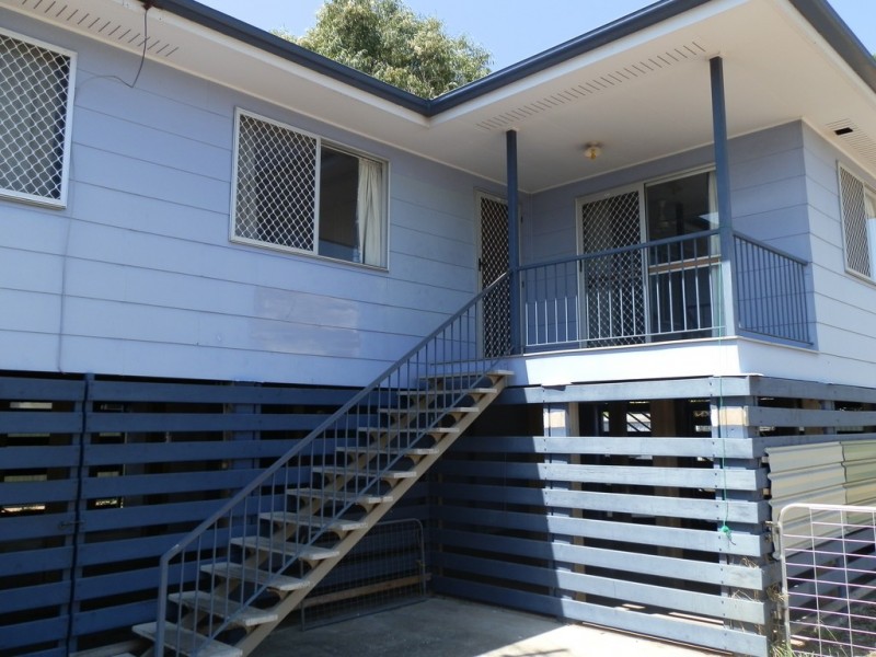 6 Leahy Place, Emerald QLD 4720