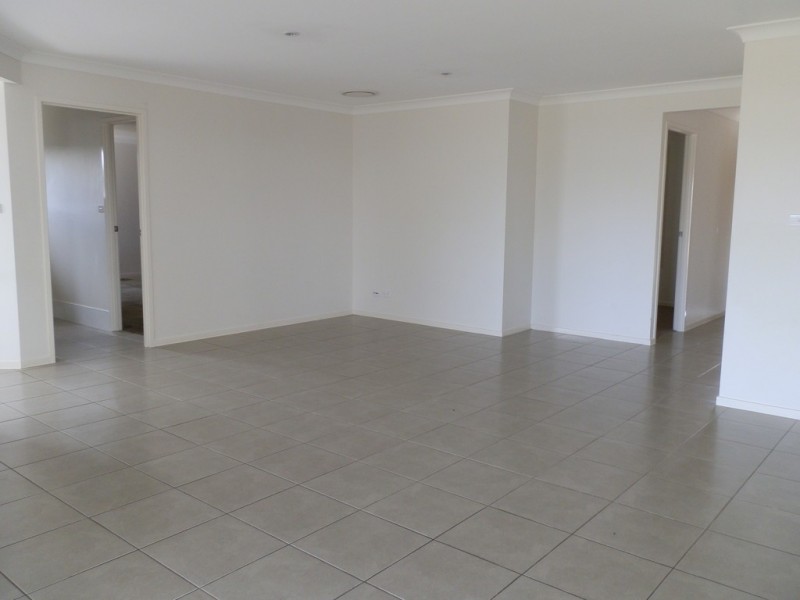 31 Scenic Drive, Emerald QLD 4720