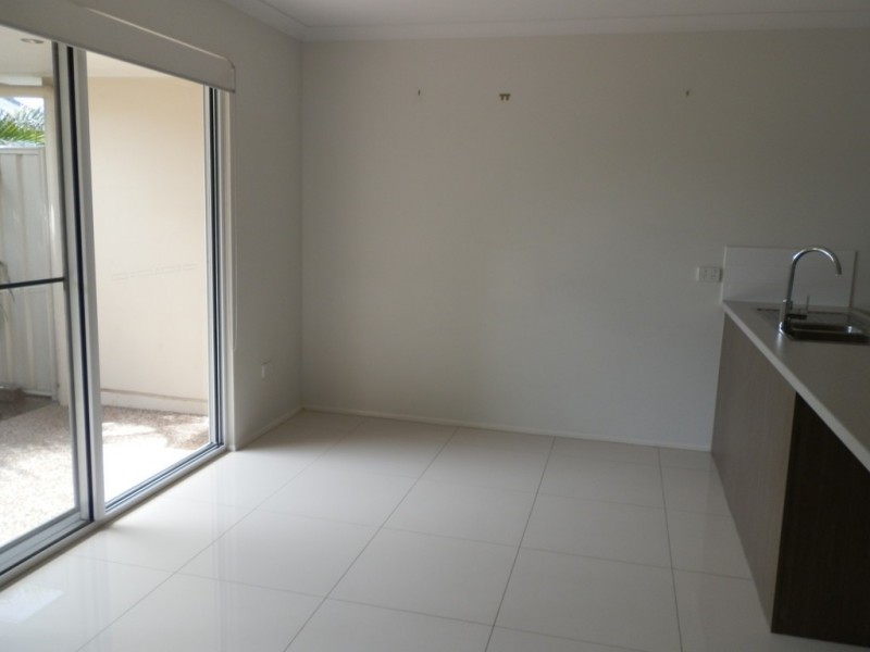 6/53 Retro Street, Emerald QLD 4720