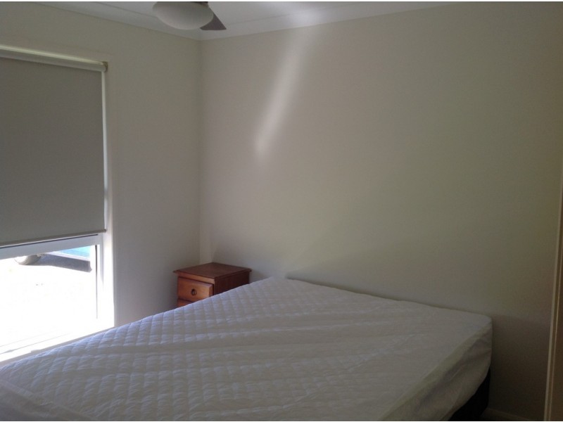 1/73 Lakeside Drive, Emerald QLD 4720