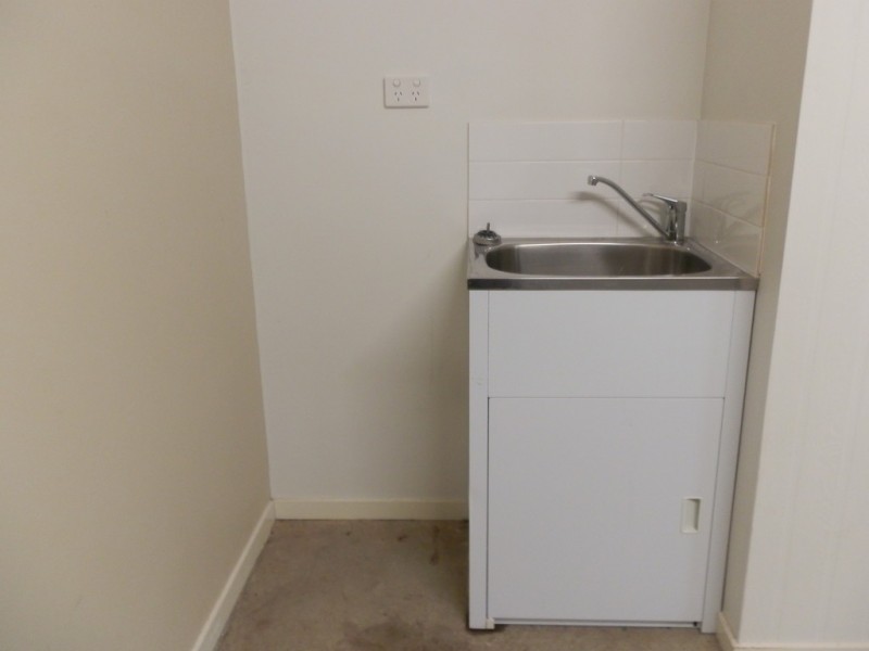 2/53 Retro Street, Emerald QLD 4720