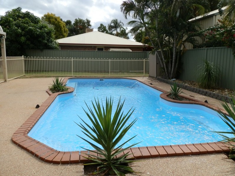 5 Tineele Place, Emerald QLD 4720