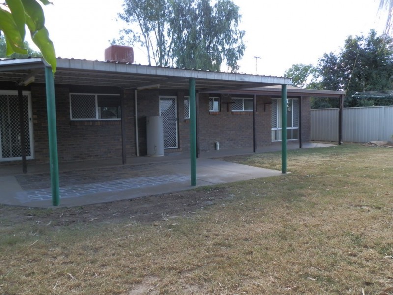 7 Wilby Place, Emerald QLD 4720