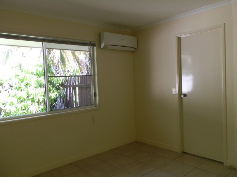 18 Barry Street, Emerald QLD 4720