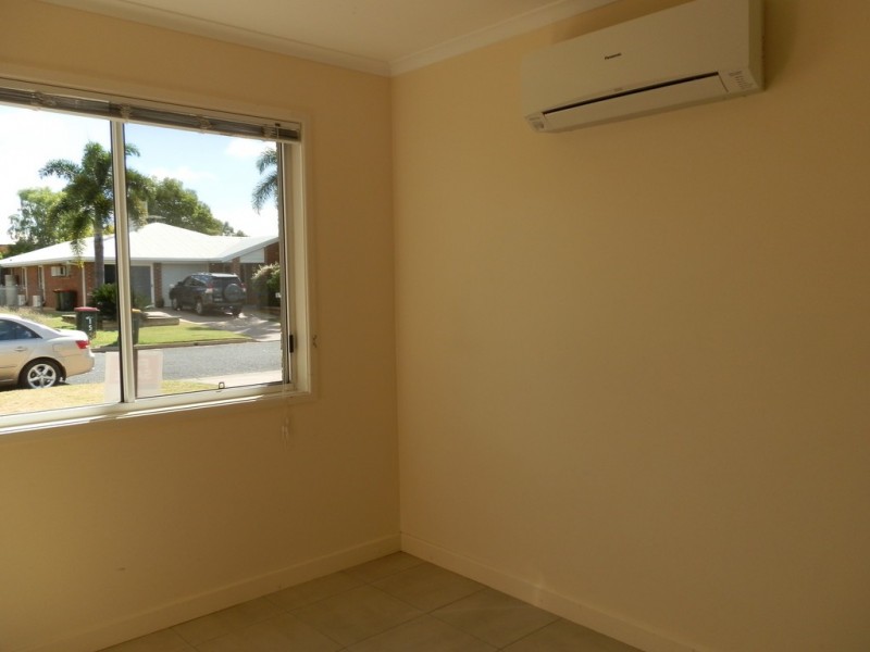 18 Barry Street, Emerald QLD 4720