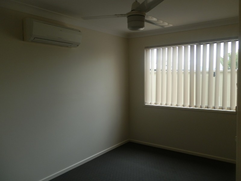 2/11 Glovar Street, Emerald QLD 4720