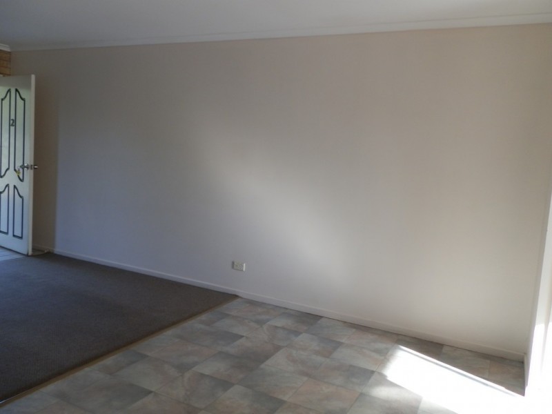 2/165 Opal Street, Emerald QLD 4720