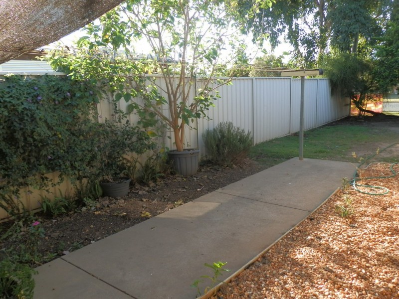 2/165 Opal Street, Emerald QLD 4720
