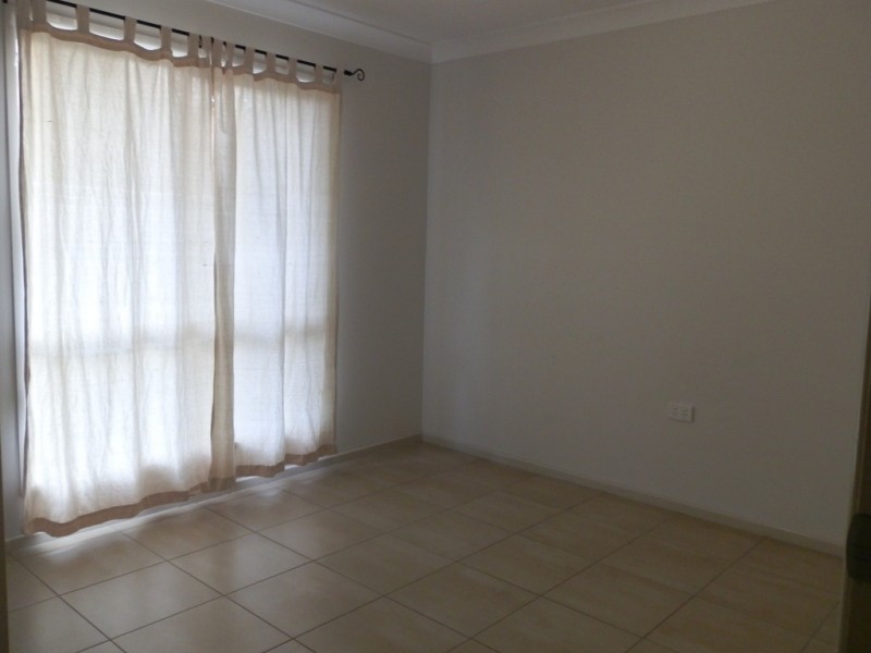 12 Waldby Court, Emerald QLD 4720