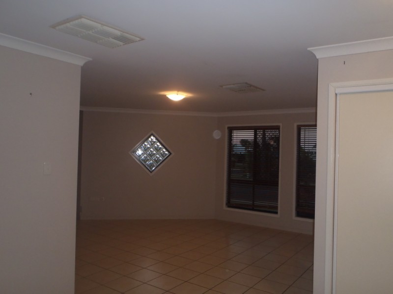 37 Andrews Road, Emerald QLD 4720