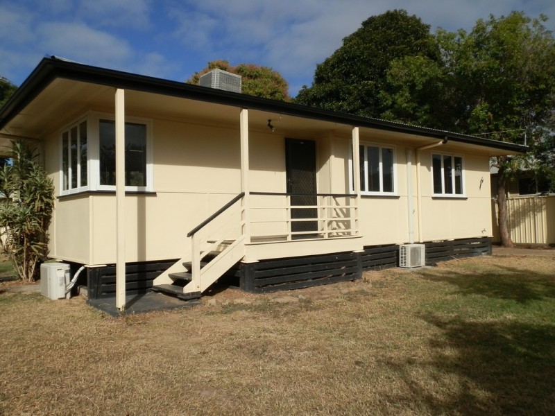 16 Racecourse Road, Emerald QLD 4720