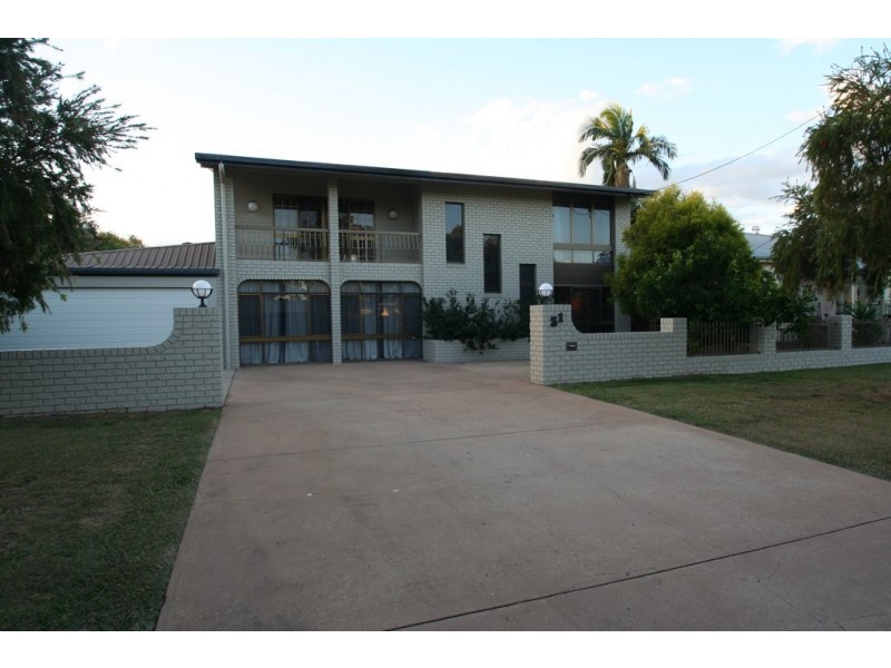 31 Egan Street, Emerald QLD 4720