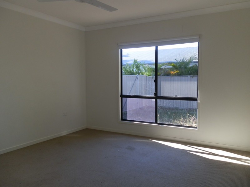 3 Paperbark Place, Emerald QLD 4720