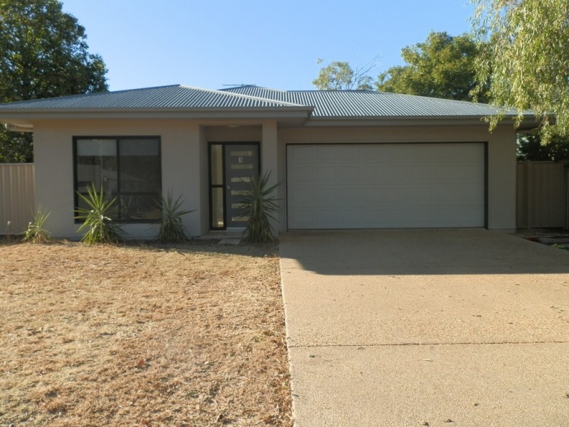 3 Paperbark Place, Emerald QLD 4720