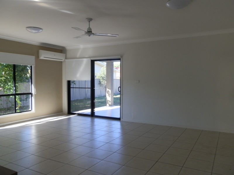 3 Paperbark Place, Emerald QLD 4720