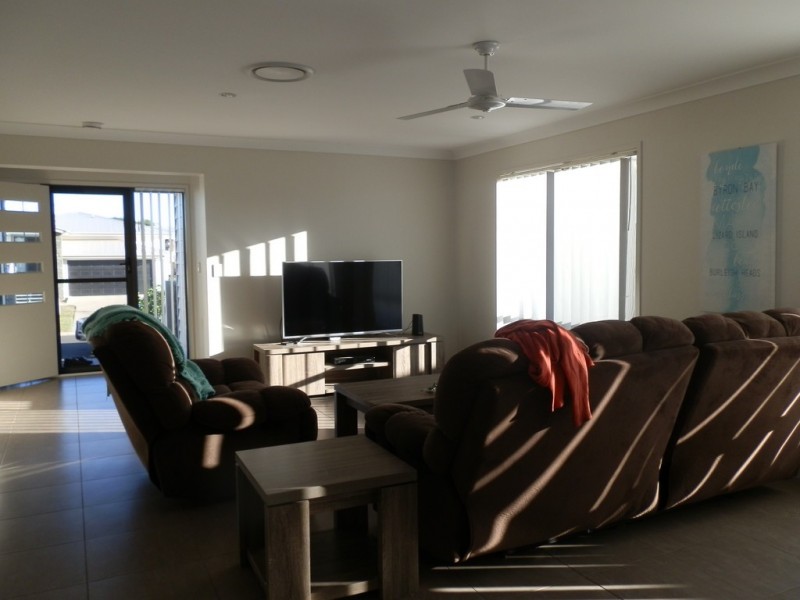 15 Ivers Place, Emerald QLD 4720