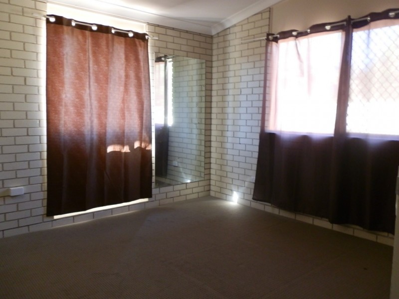 1/24 Diamond Avenue, Emerald QLD 4720