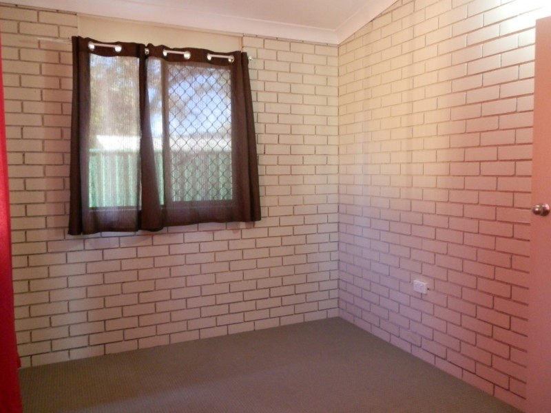 1/24 Diamond Avenue, Emerald QLD 4720