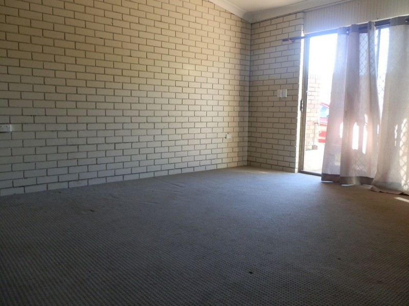 1/24 Diamond Avenue, Emerald QLD 4720