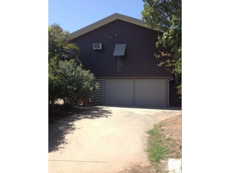 4 GILA PLACE, Emerald QLD 4720