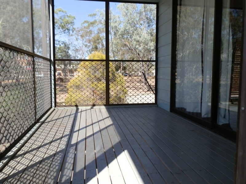4 GILA PLACE, Emerald QLD 4720