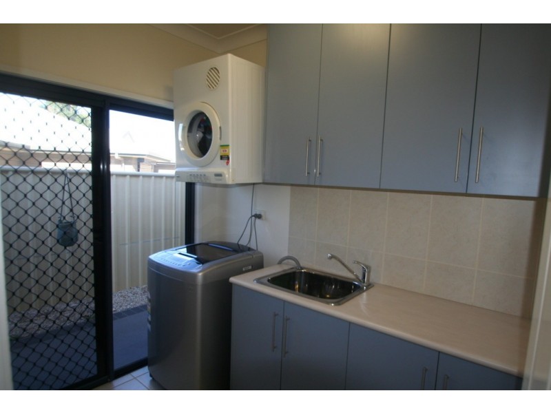 4 Stephanie Court, Emerald QLD 4720