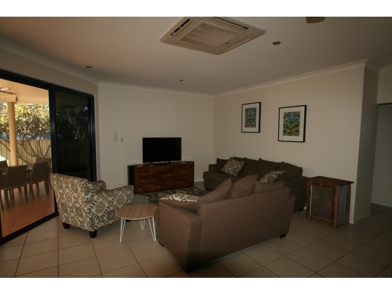 4 Stephanie Court, Emerald QLD 4720