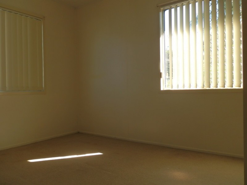 2/40 Old Airport Drive, Emerald QLD 4720