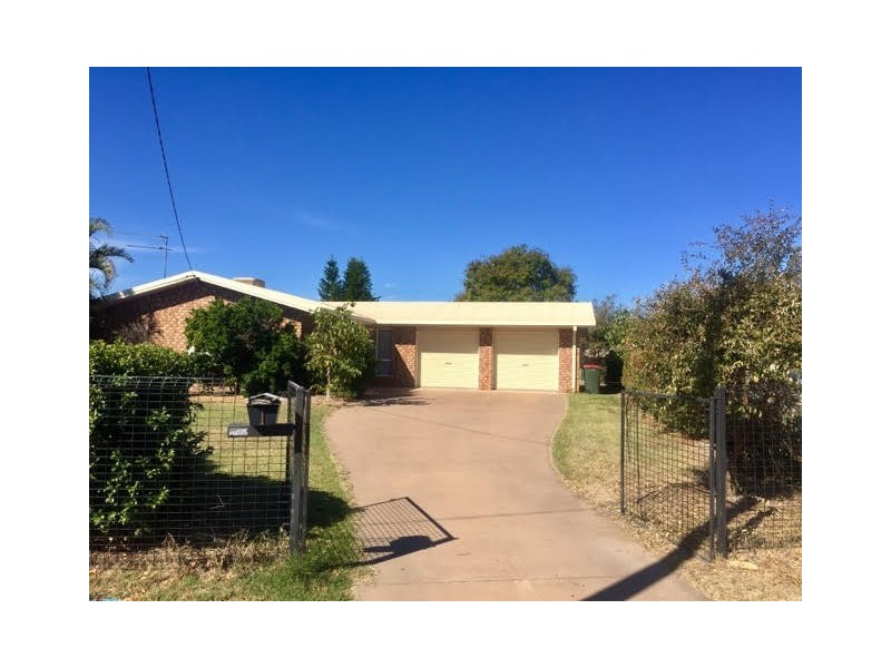 1 Grant Place, Emerald QLD 4720