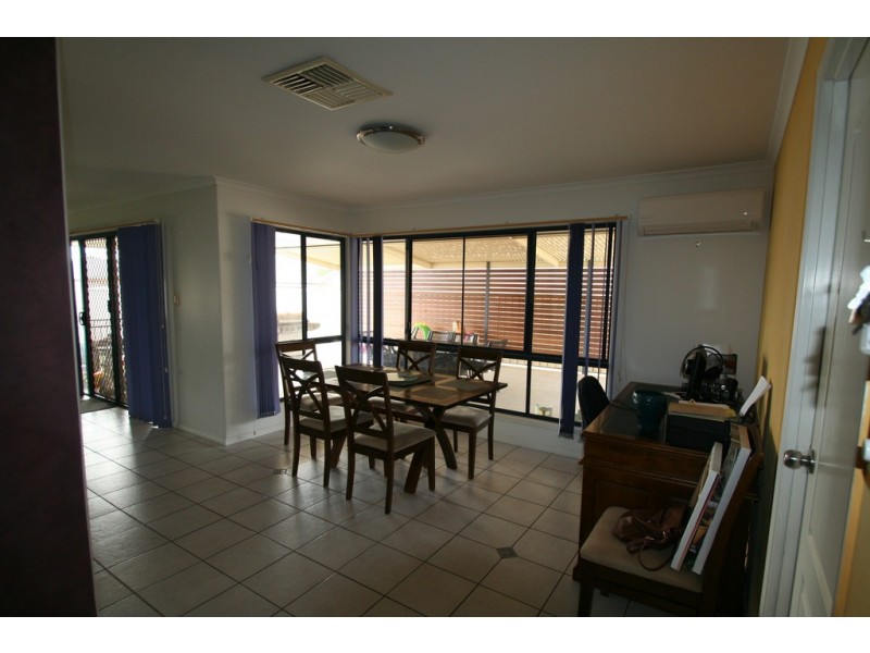 14 Callaghan Street, Emerald QLD 4720