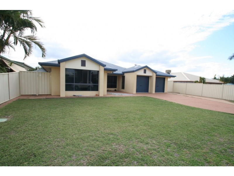 14 Callaghan Street, Emerald QLD 4720