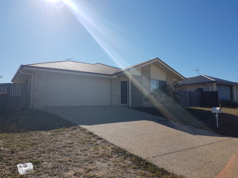 34 Scenic Drive, Emerald QLD 4720