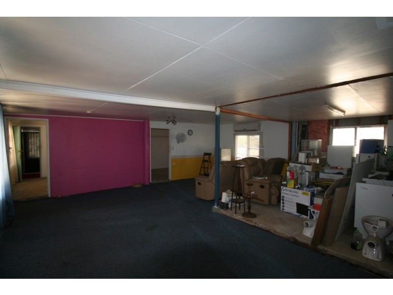 4 Katey Lane, Rubyvale QLD 4702