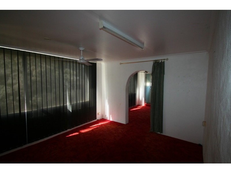 4 Katey Lane, Rubyvale QLD 4702