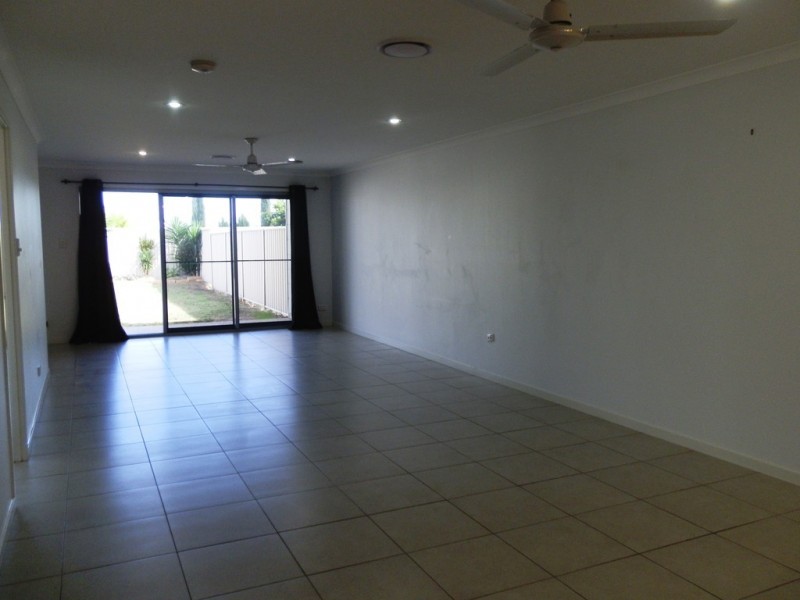 1/7 Calderwood Street, Emerald QLD 4720