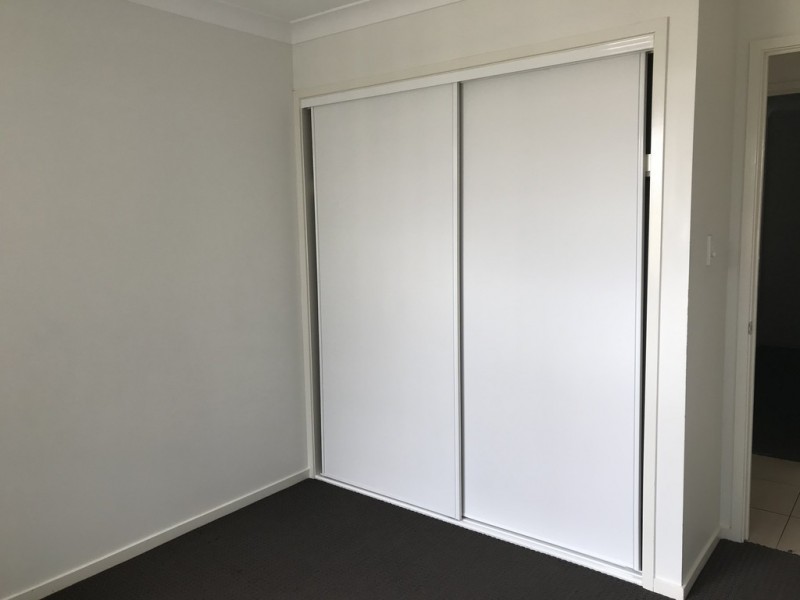 14 Lakeside Drive, Emerald QLD 4720